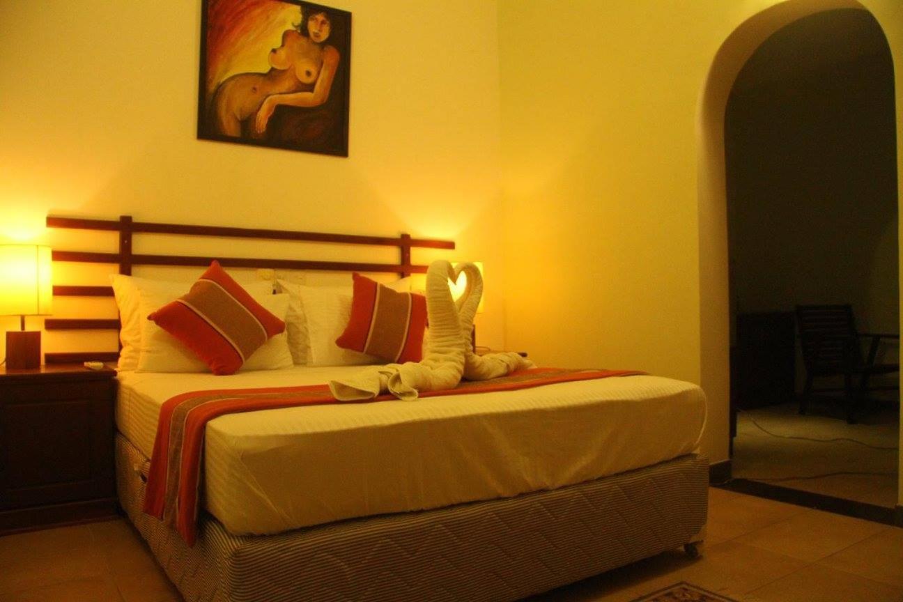 Hotel Romano Negombo Bagian luar foto