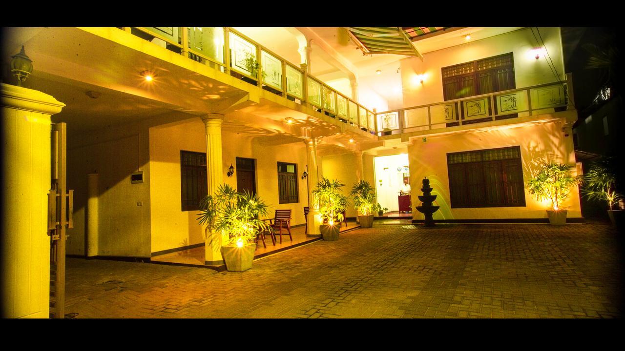 Hotel Romano Negombo Bagian luar foto